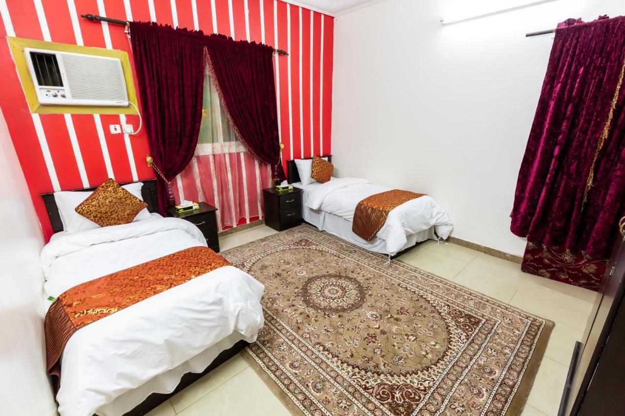 العييري للوحدات السكنية المفروشة الباحة 2 Al Bahah Bagian luar foto