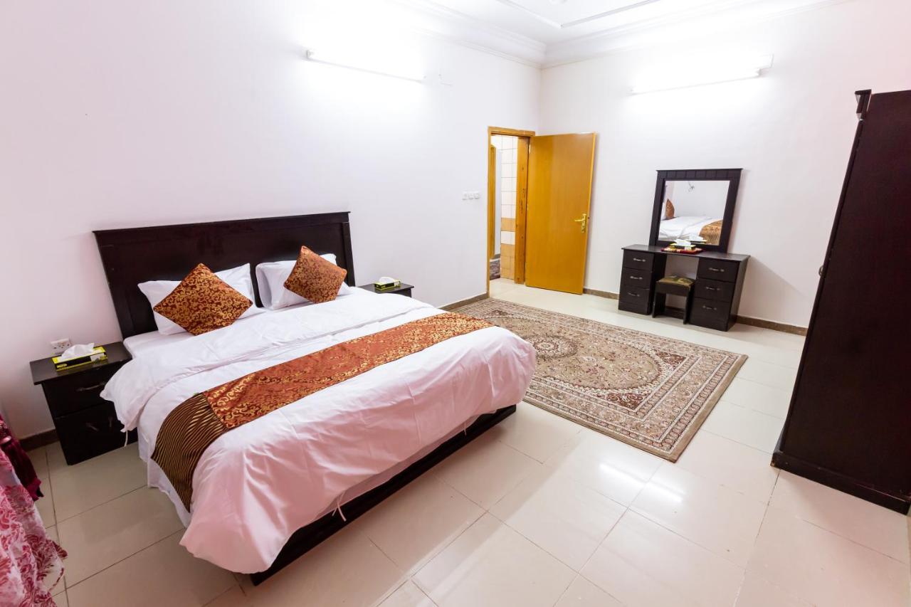 العييري للوحدات السكنية المفروشة الباحة 2 Al Bahah Bagian luar foto