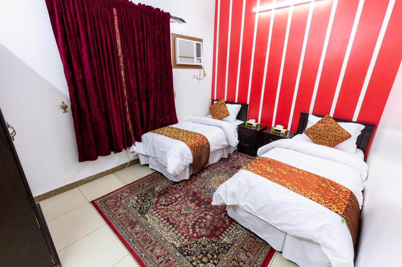 العييري للوحدات السكنية المفروشة الباحة 2 Al Bahah Bagian luar foto