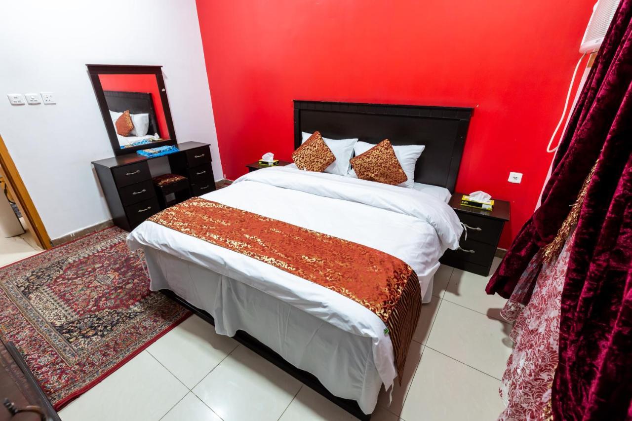 العييري للوحدات السكنية المفروشة الباحة 2 Al Bahah Bagian luar foto